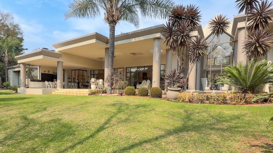 4 Bedroom Property for Sale in Faerie Glen Gauteng