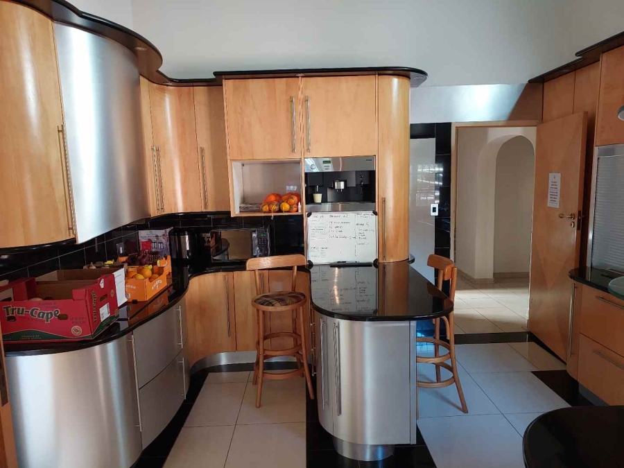 To Let commercial Property for Rent in Bryanston Gauteng