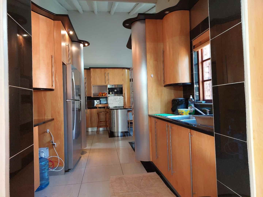 To Let commercial Property for Rent in Bryanston Gauteng