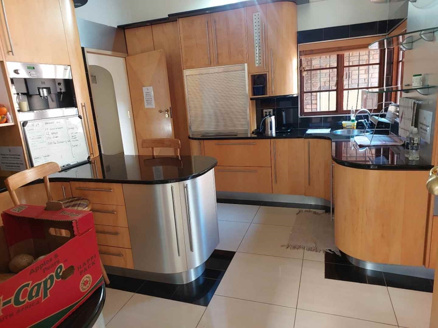 To Let commercial Property for Rent in Bryanston Gauteng
