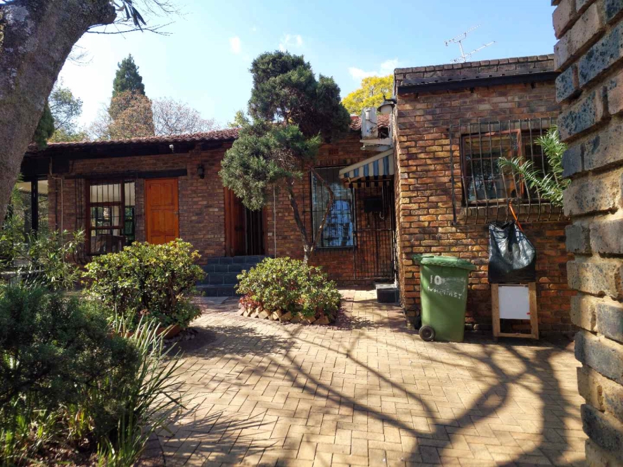 To Let commercial Property for Rent in Bryanston Gauteng