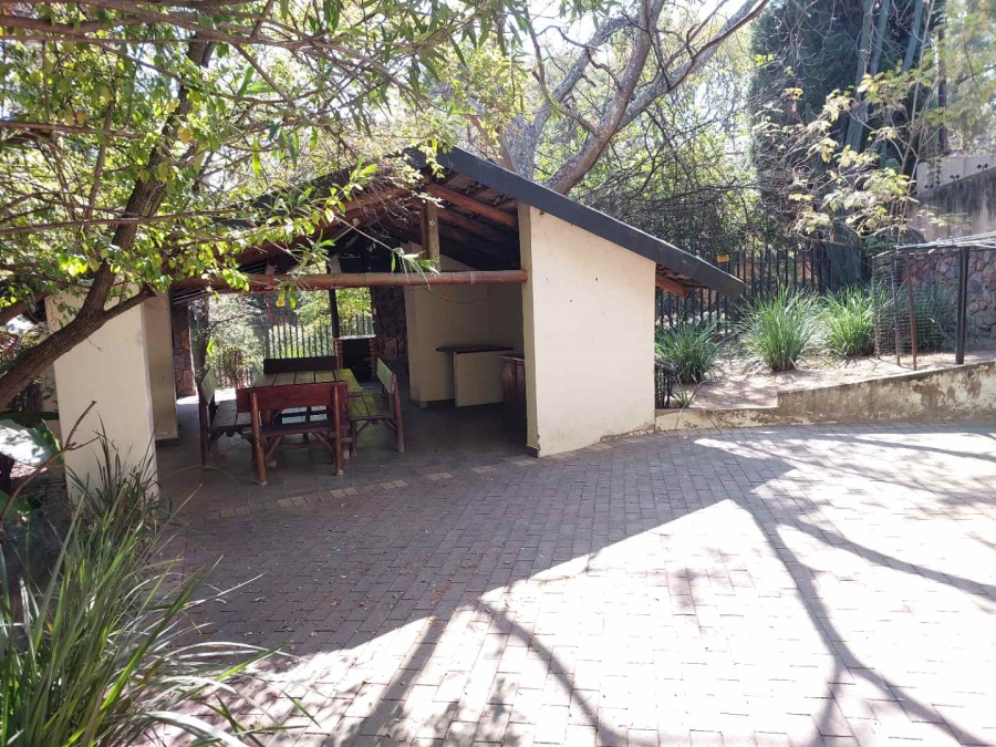 To Let commercial Property for Rent in Bryanston Gauteng
