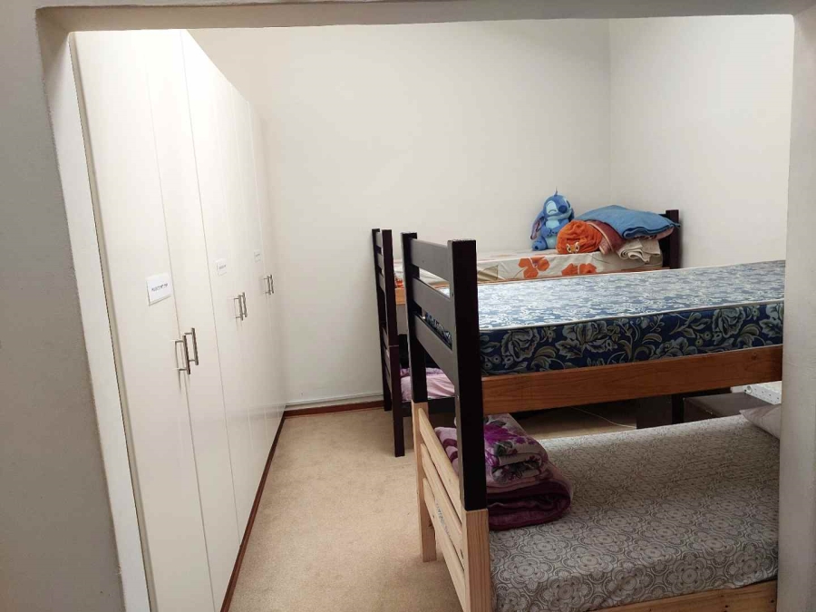 To Let 7 Bedroom Property for Rent in Bryanston Gauteng