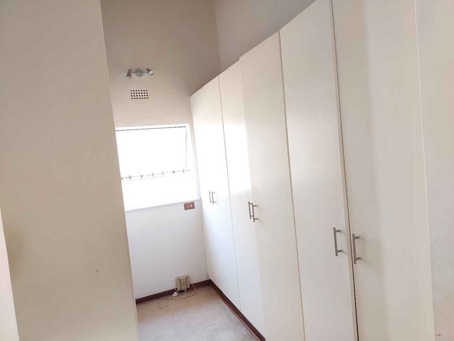 To Let 7 Bedroom Property for Rent in Bryanston Gauteng