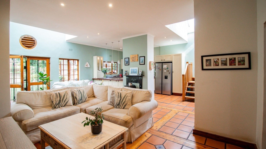 6 Bedroom Property for Sale in Kensington Gauteng