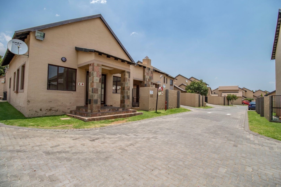 To Let 3 Bedroom Property for Rent in Carlswald Gauteng