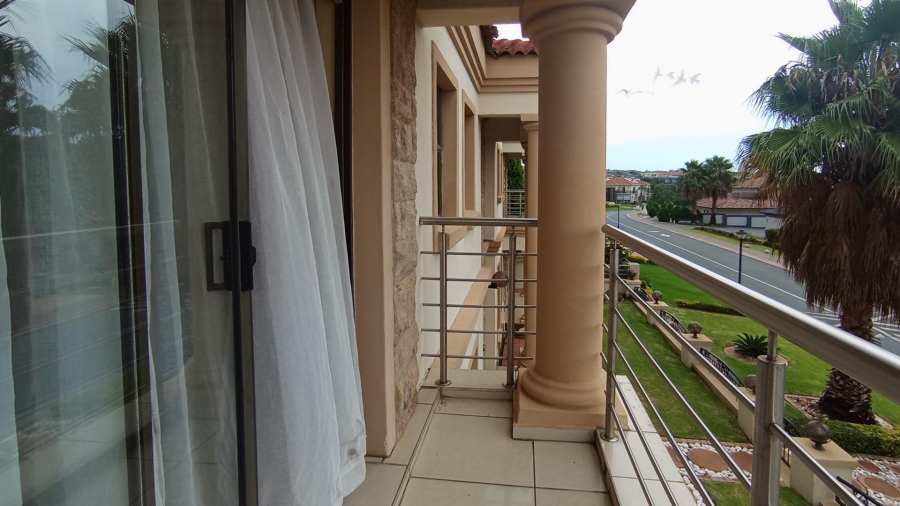 5 Bedroom Property for Sale in Blue Valley Golf Estate Gauteng