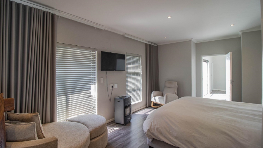 To Let 4 Bedroom Property for Rent in Bryanston Gauteng