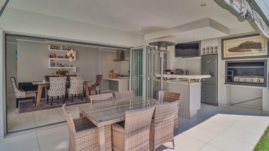 To Let 4 Bedroom Property for Rent in Bryanston Gauteng