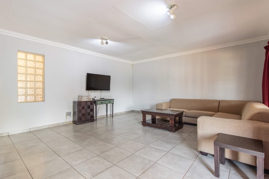 3 Bedroom Property for Sale in Weltevreden Park Gauteng