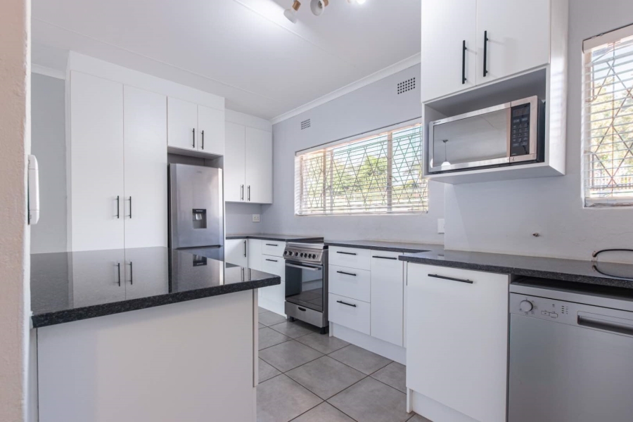 3 Bedroom Property for Sale in Weltevreden Park Gauteng
