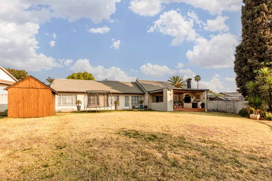 3 Bedroom Property for Sale in Weltevreden Park Gauteng