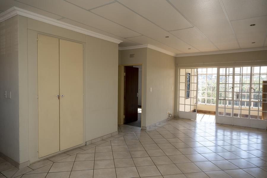 1 Bedroom Property for Sale in Sunair Gauteng