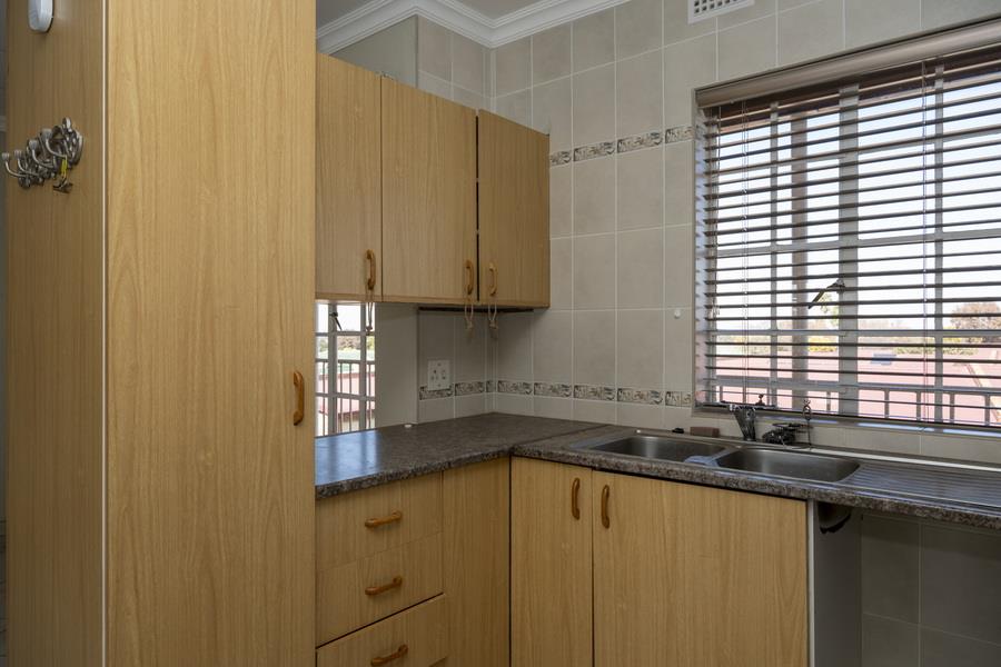 1 Bedroom Property for Sale in Sunair Gauteng