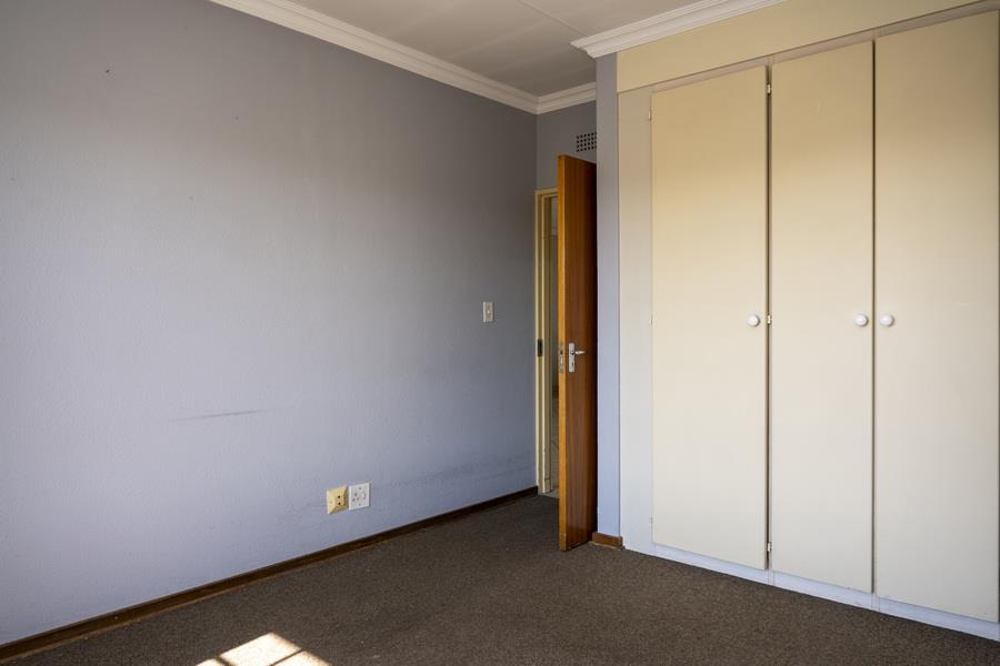 1 Bedroom Property for Sale in Sunair Gauteng