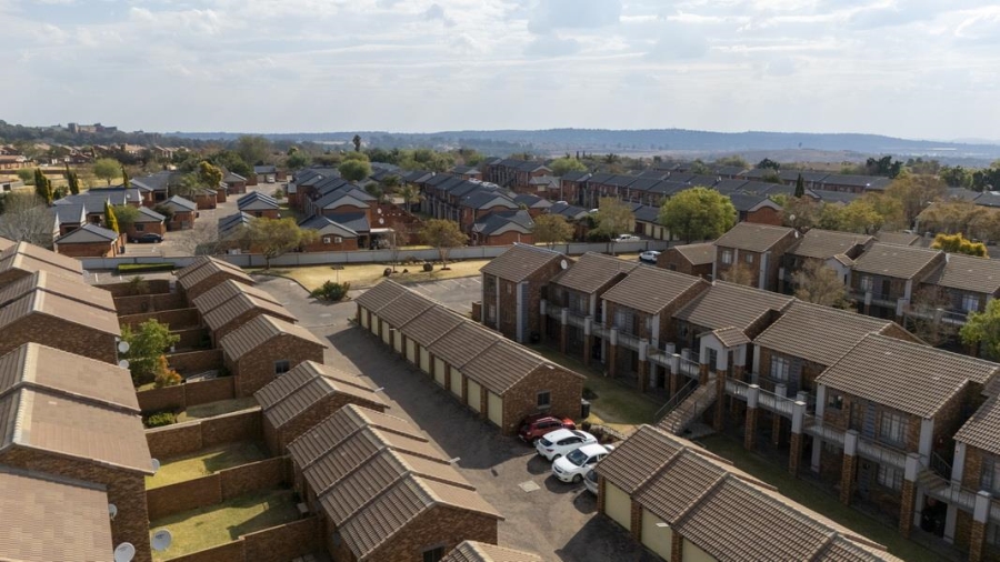 2 Bedroom Property for Sale in Mooikloof Ridge Gauteng