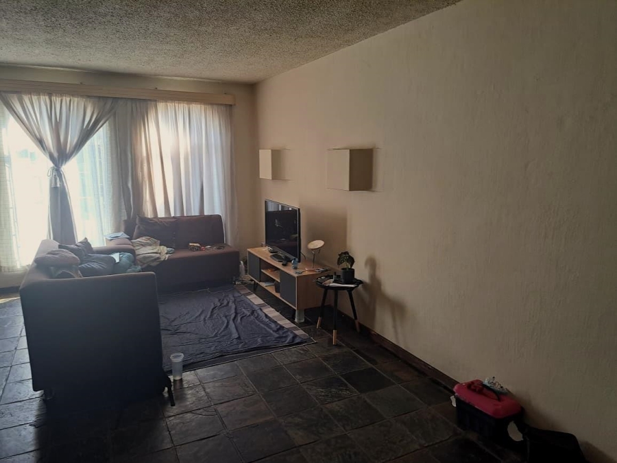 2 Bedroom Property for Sale in Kilner Park Gauteng