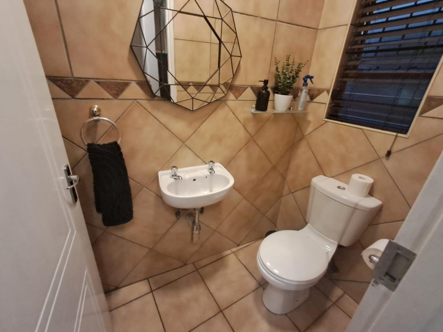 3 Bedroom Property for Sale in Florentia Gauteng