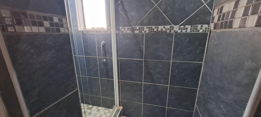 3 Bedroom Property for Sale in Brackendowns Gauteng