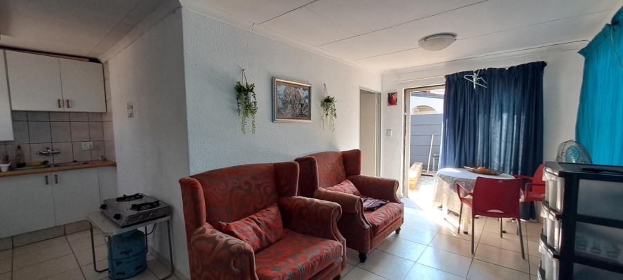 3 Bedroom Property for Sale in Brackendowns Gauteng