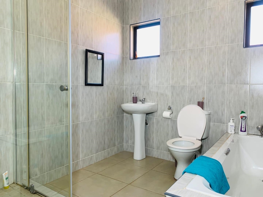 3 Bedroom Property for Sale in Amandasig Gauteng