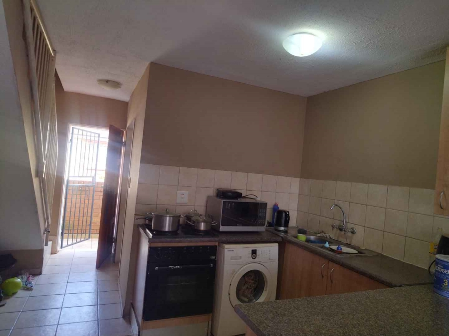 2 Bedroom Property for Sale in The Orchards Gauteng