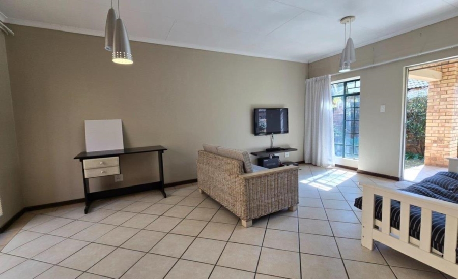2 Bedroom Property for Sale in Equestria Gauteng