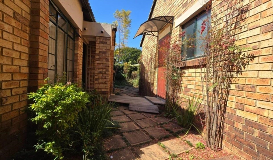 2 Bedroom Property for Sale in Equestria Gauteng