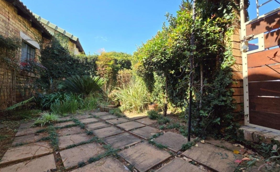 2 Bedroom Property for Sale in Equestria Gauteng