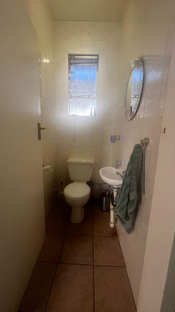 2 Bedroom Property for Sale in Brackenhurst Gauteng
