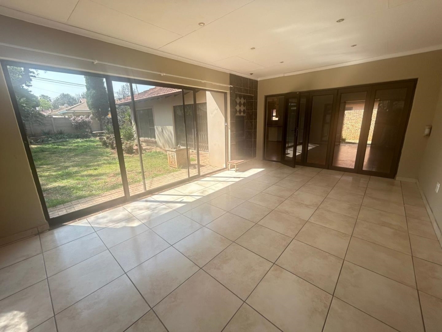 4 Bedroom Property for Sale in Three Rivers Gauteng