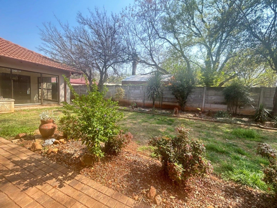 4 Bedroom Property for Sale in Three Rivers Gauteng