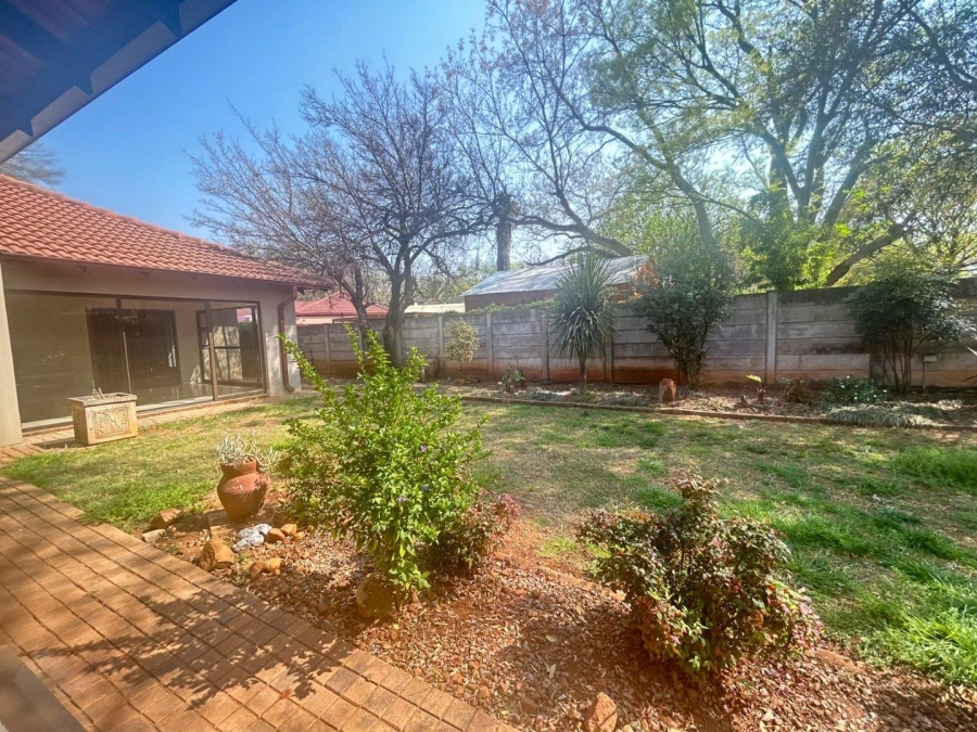 4 Bedroom Property for Sale in Three Rivers Gauteng