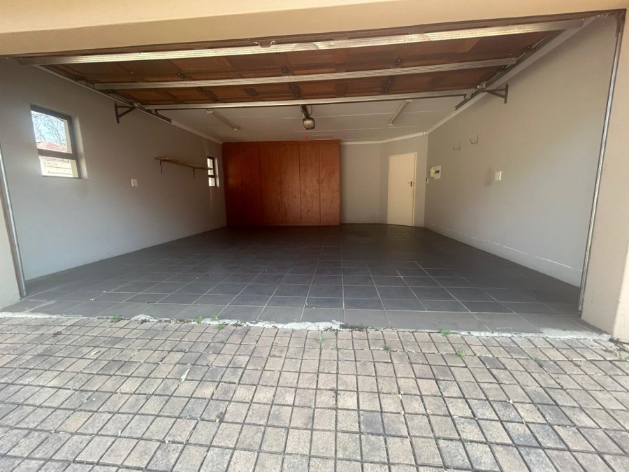 4 Bedroom Property for Sale in Three Rivers Gauteng