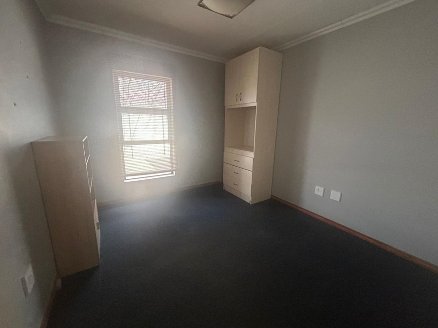 4 Bedroom Property for Sale in Three Rivers Gauteng