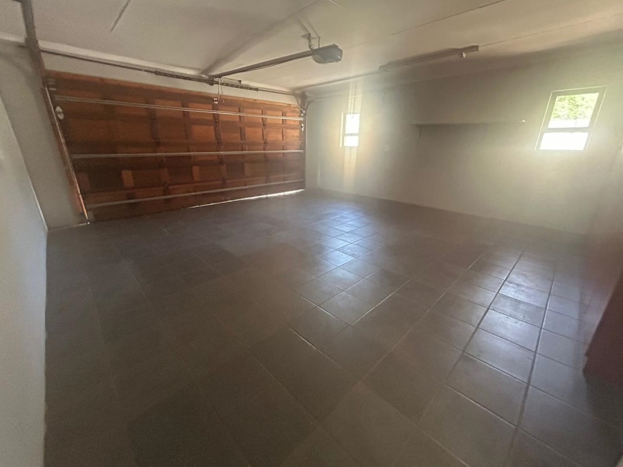 4 Bedroom Property for Sale in Three Rivers Gauteng