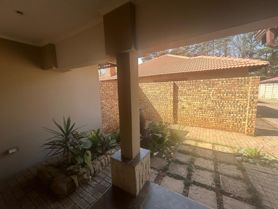 4 Bedroom Property for Sale in Three Rivers Gauteng