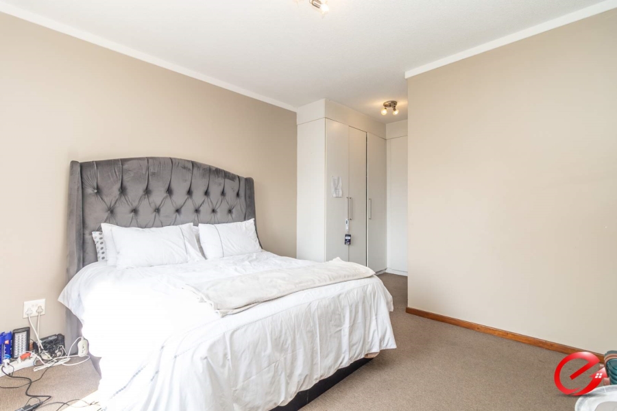 To Let 2 Bedroom Property for Rent in Fourways Gauteng