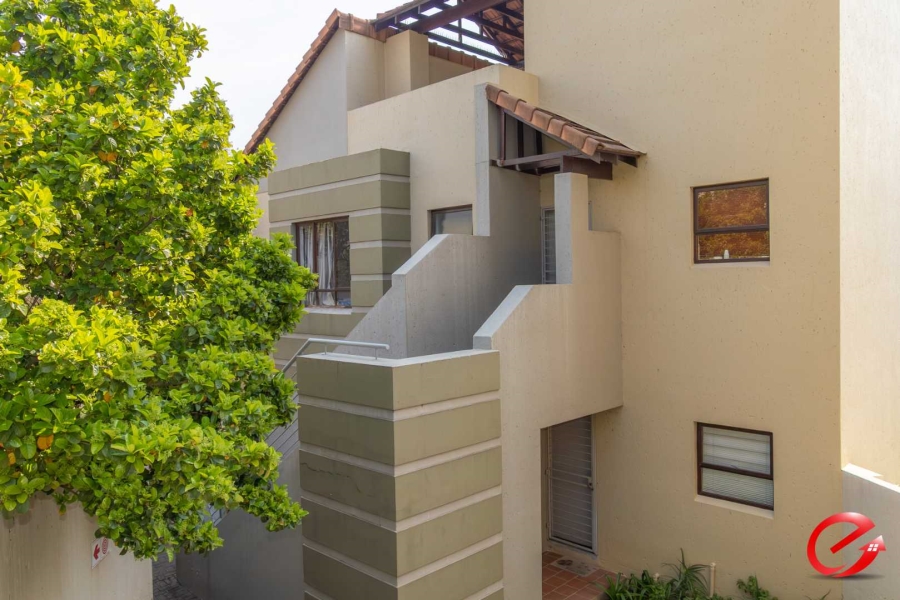 To Let 2 Bedroom Property for Rent in Fourways Gauteng