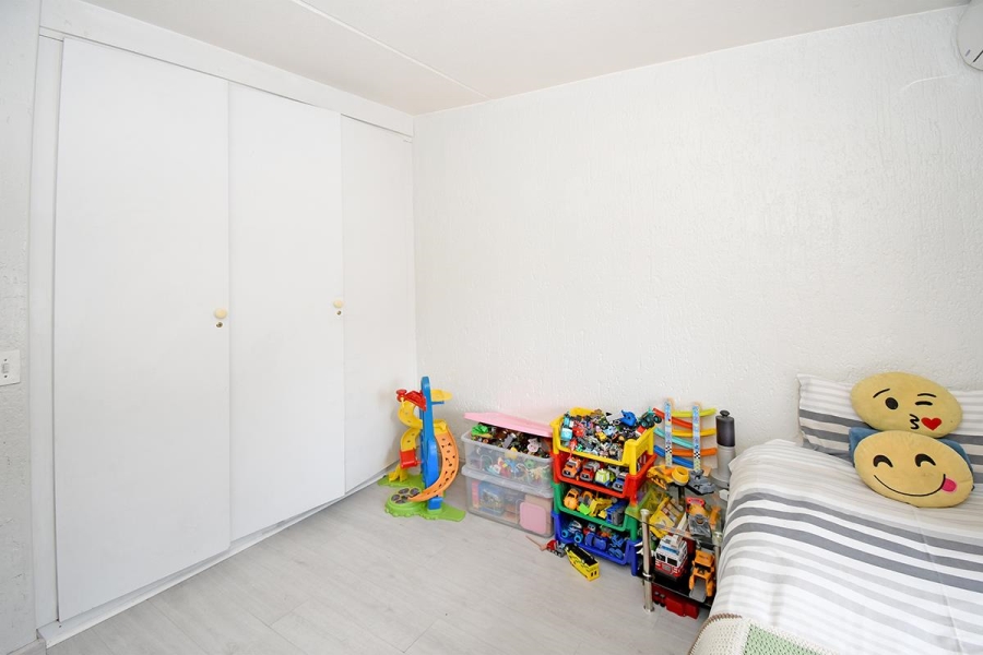 2 Bedroom Property for Sale in Glensan Gauteng