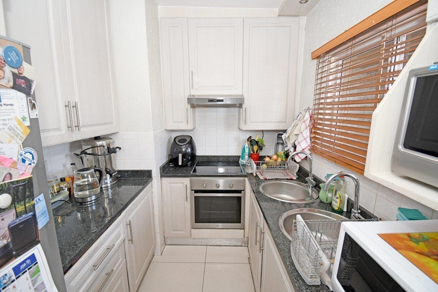 2 Bedroom Property for Sale in Glensan Gauteng
