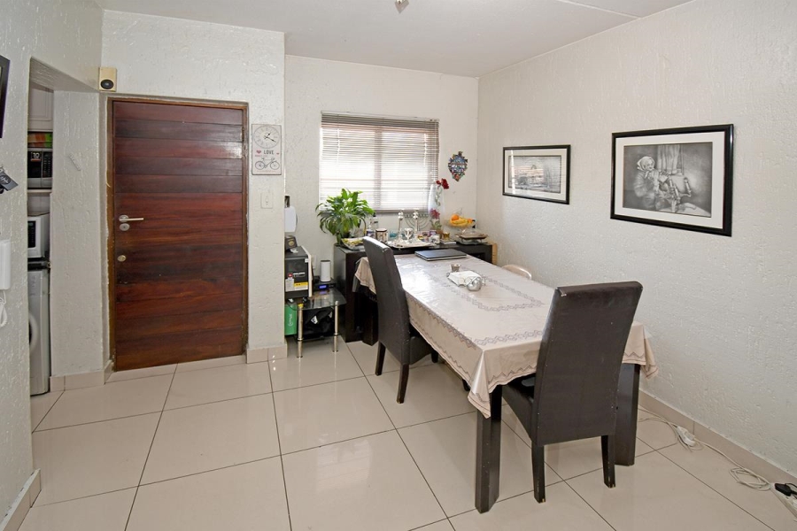 2 Bedroom Property for Sale in Glensan Gauteng