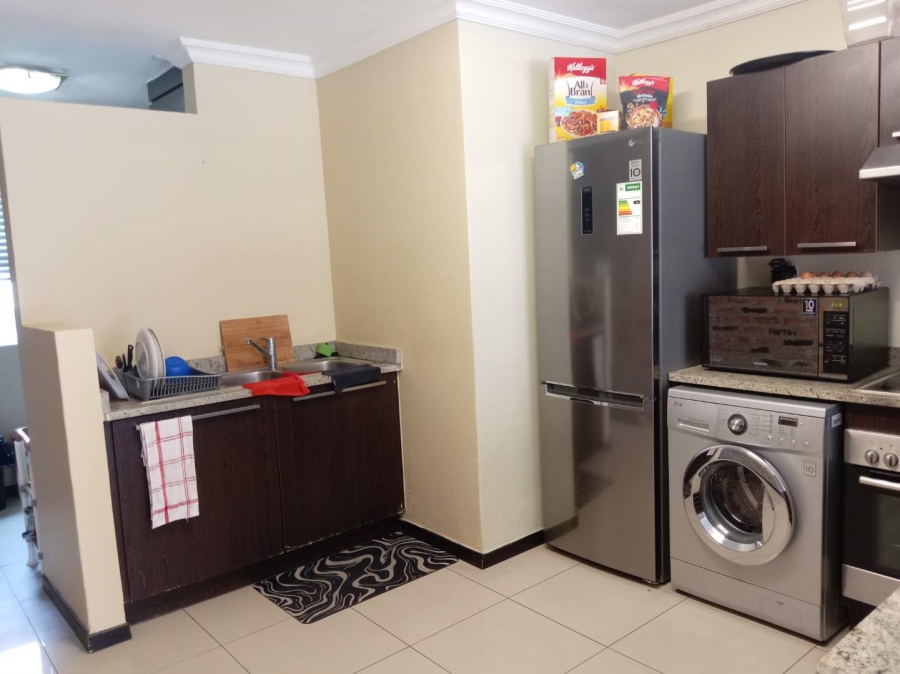 To Let 2 Bedroom Property for Rent in Bedfordview Gauteng