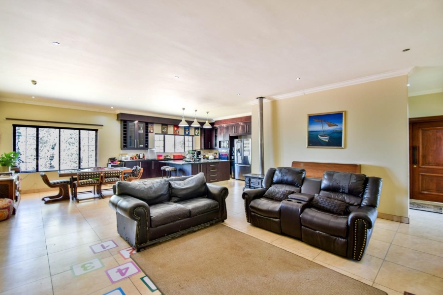 5 Bedroom Property for Sale in Grootfontein Country Estate Gauteng