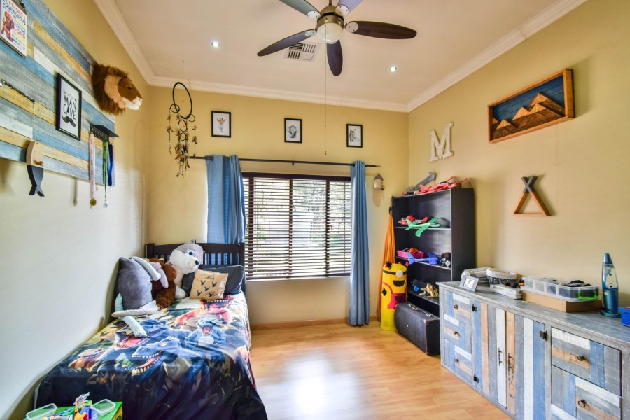 5 Bedroom Property for Sale in Grootfontein Country Estate Gauteng