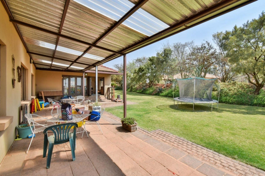 5 Bedroom Property for Sale in Grootfontein Country Estate Gauteng