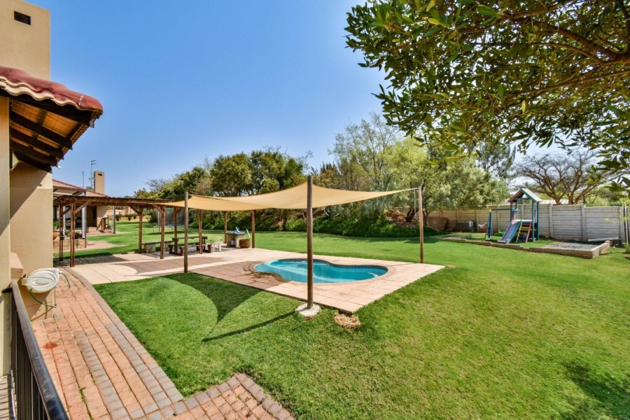 5 Bedroom Property for Sale in Grootfontein Country Estate Gauteng