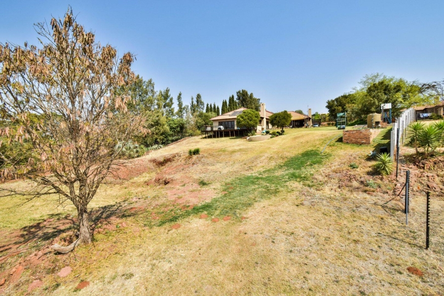 5 Bedroom Property for Sale in Grootfontein Country Estate Gauteng