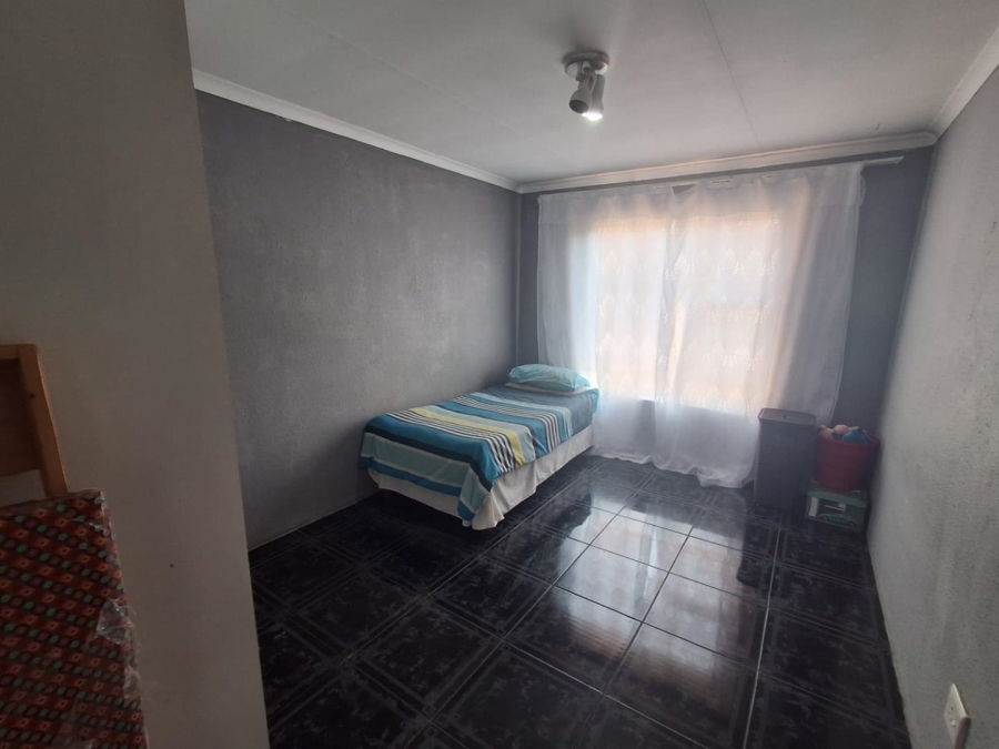 2 Bedroom Property for Sale in Liefde en Vrede Gauteng
