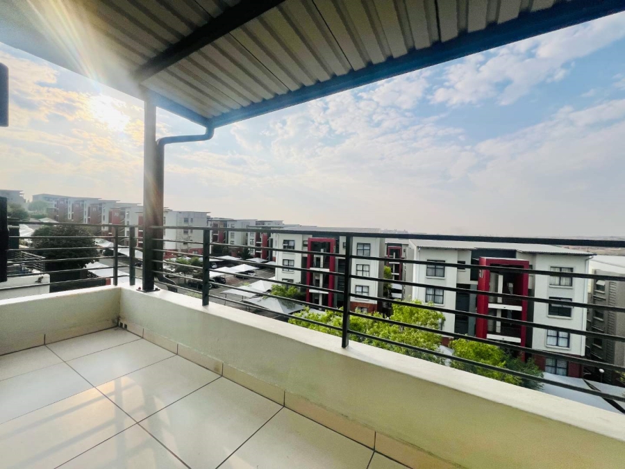 1 Bedroom Property for Sale in Fourways Gauteng